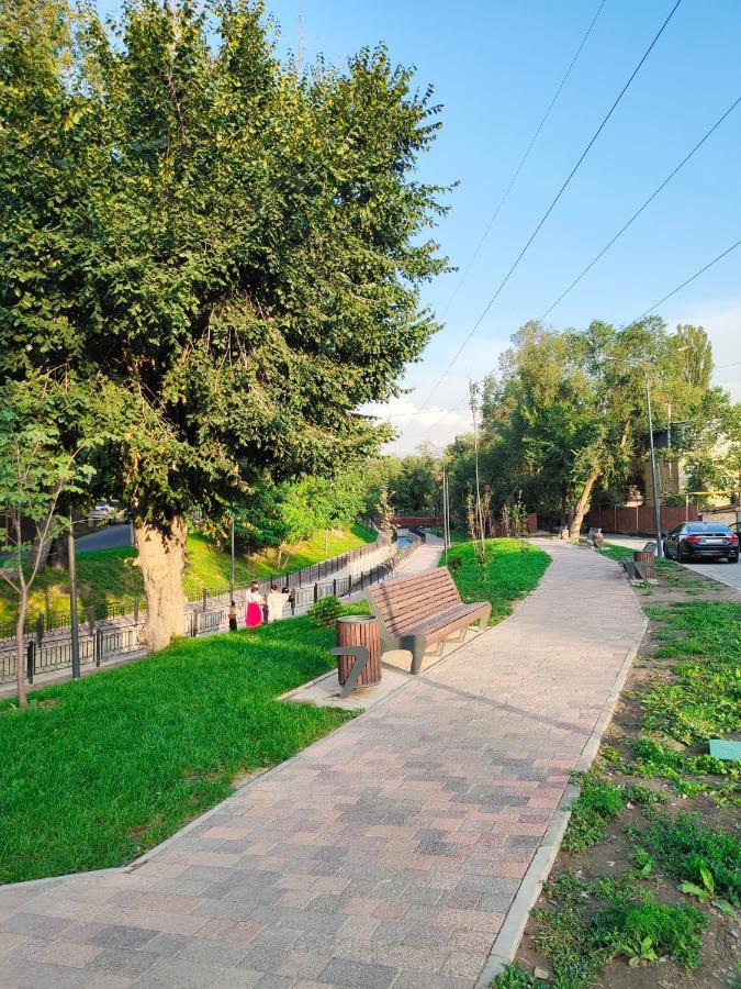 Дом D Apartman Almati Kültér fotó