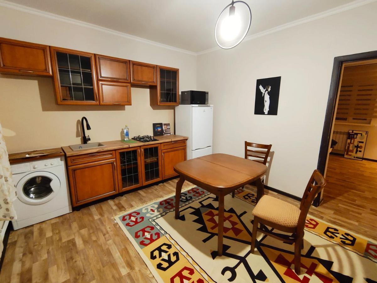 Дом D Apartman Almati Kültér fotó